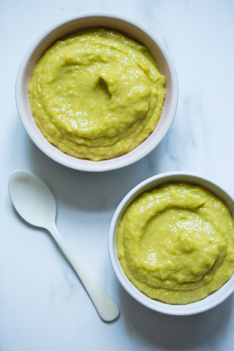 Avokado mos med mango og sitron