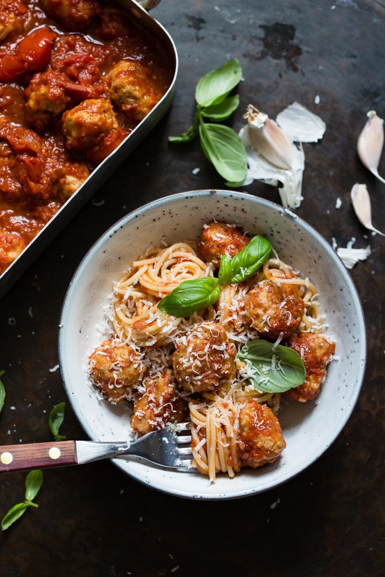 Pasta og kyllingkjøttboller bilde fra Ida Gran-Jansen barnemat kokebok